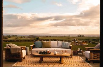 6 Simple Indoor Outdoor Living Ideas to Connect Your Home and Garden