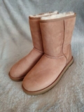 UGG Men’s Classic Chestnut Short Boots. UK Size 9.5. Fantastic Condition