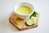 Zucchini, goat cheese and pasta soup for babies